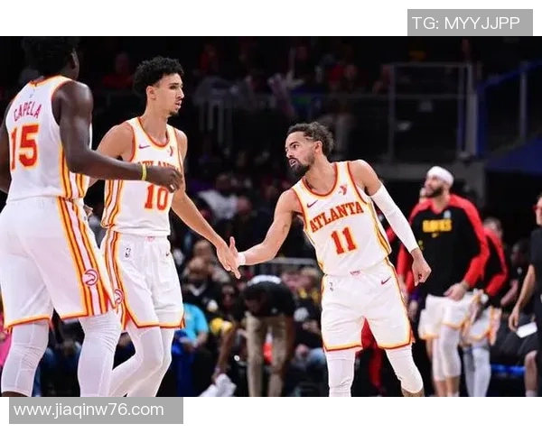 老鹰逆转战胜公牛，特雷杨关键时刻暴扣引爆全场